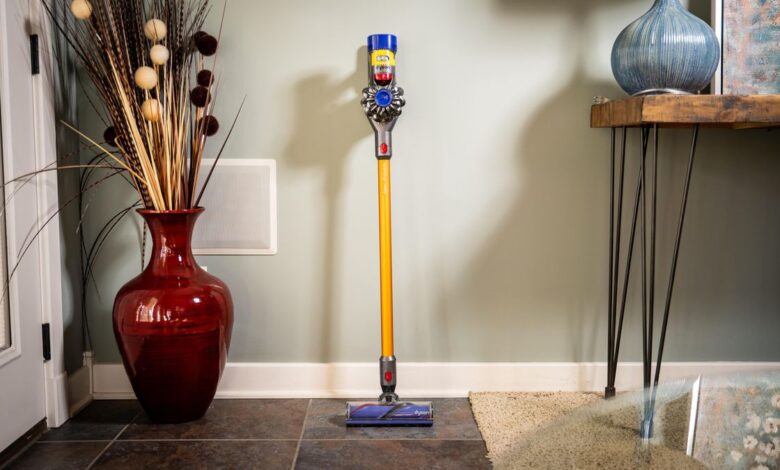 Best Vacuum for Sand on Hardwood Floors